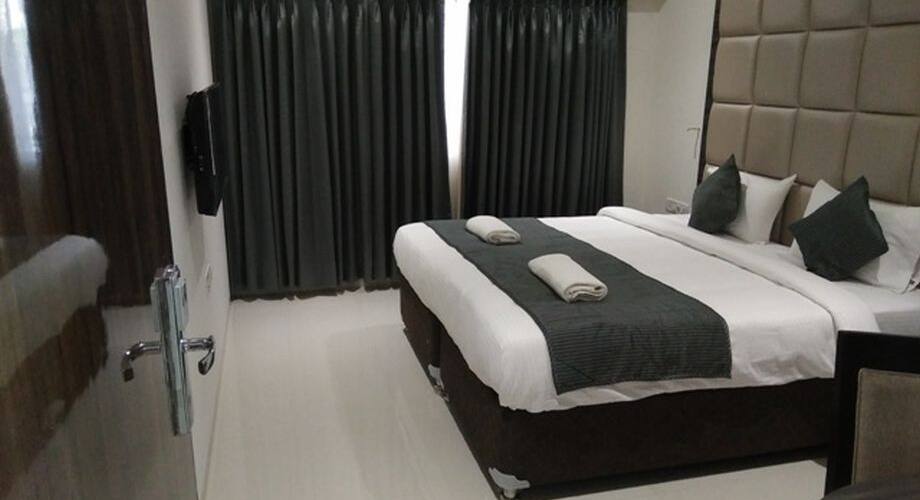 Apartment Hotel Andheri West, Mumbai 4