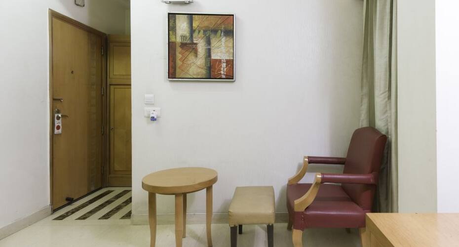 Hotel Bizotel Green, Gurgaon 5