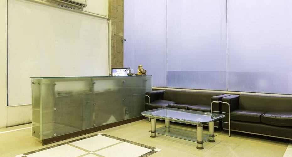 Hotel Palm Tree Palam Vihar, Gurgaon 2