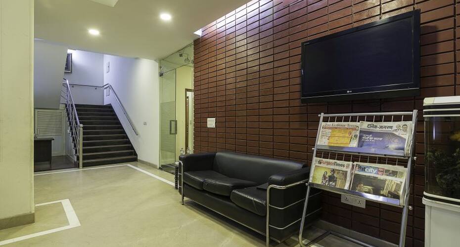 Hotel Palm Tree Palam Vihar, Gurgaon 3