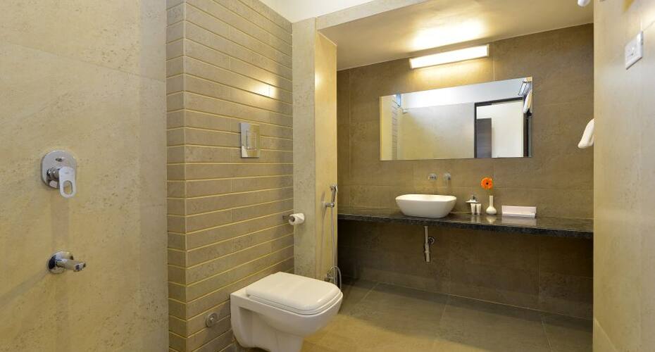 Hotel Suresh Plaza, Nashik 5