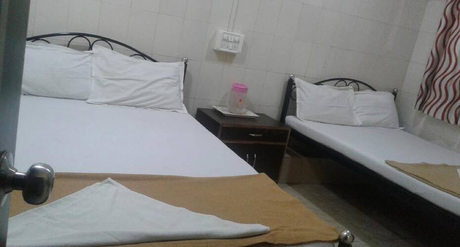 Hotel Central Inn, Mumbai 2
