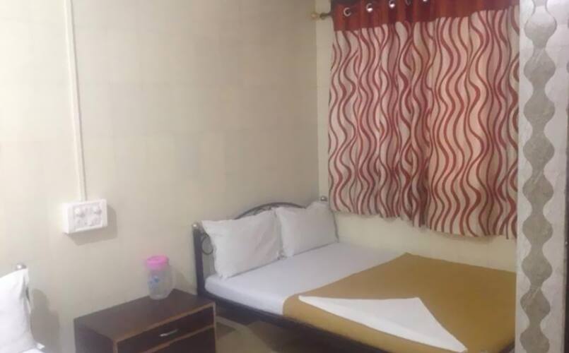 Hotel Central Inn, Mumbai 4
