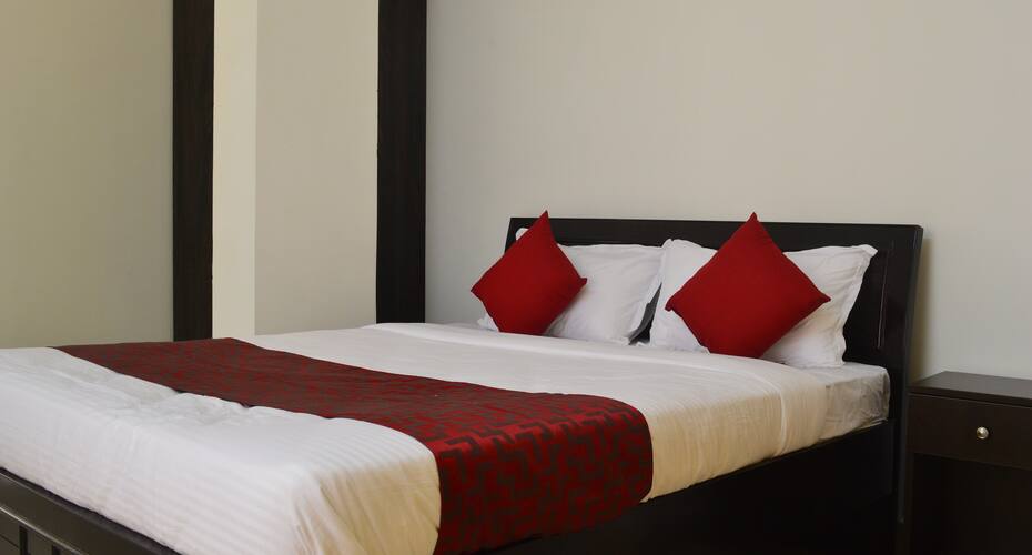 Karanji Service Apartment, Mysore 1