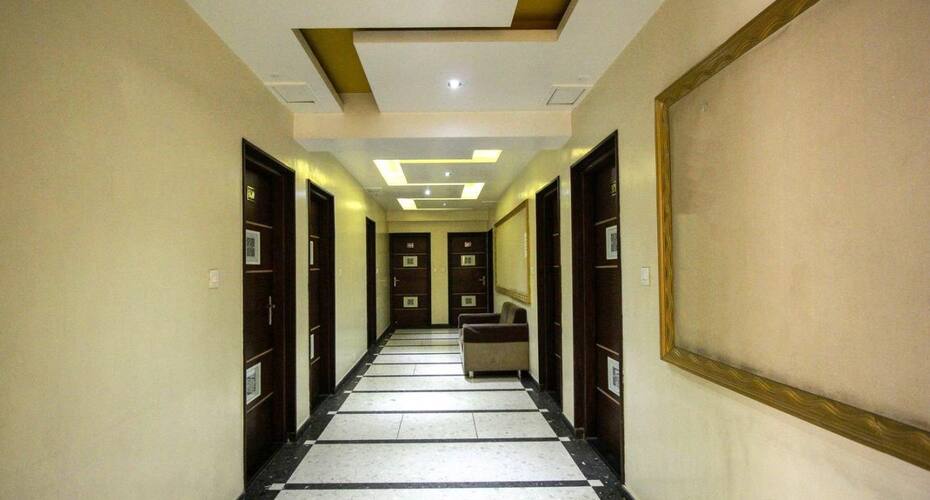 Hotel Kalinga Lake View, Ahmedabad 4