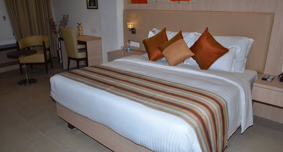 Surya Beacon Hotel, Amritsar 5