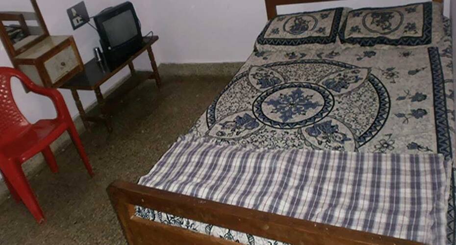 Gayatri Lodge, Nanjangudu 4