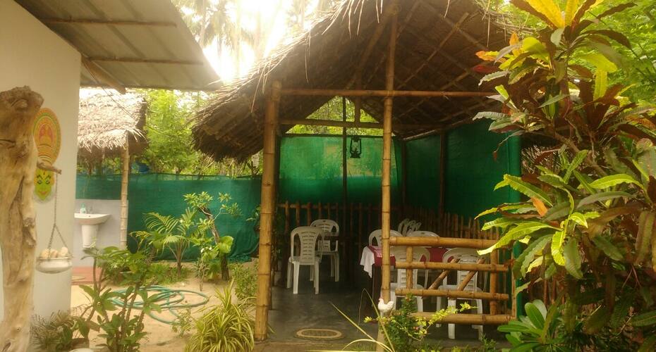 Made for sea viewing...., Alleppey 4