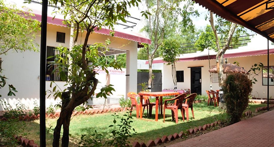 Shree Bihariji Cottage, Agra 2