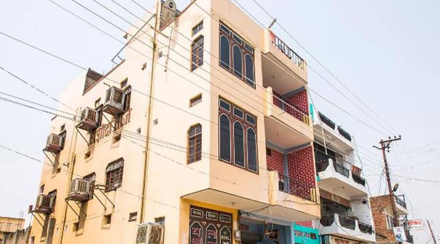 Yashoda Lodge, Azamgarh 2