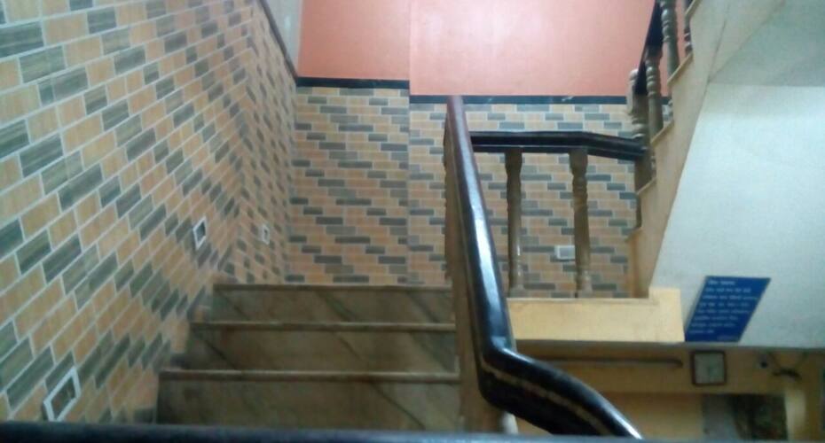 Guru Kripa Lodging Services, Osmanabad 4