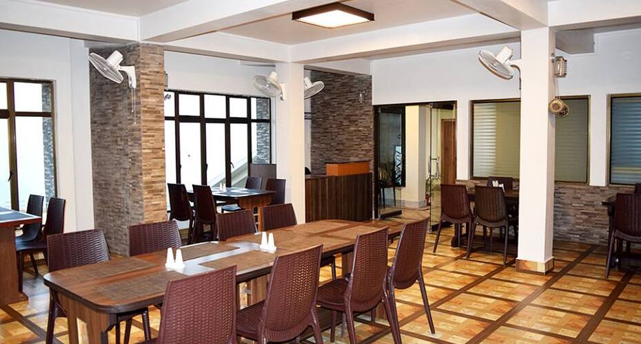 7 Sisters Falls View Inn, Cherrapunjee 4
