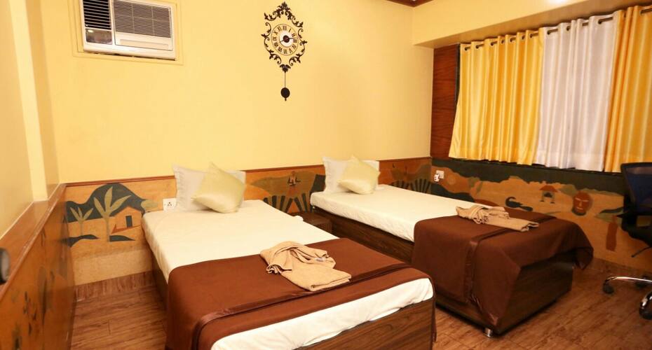 Royal duplex suite in decent cost, Mumbai 1
