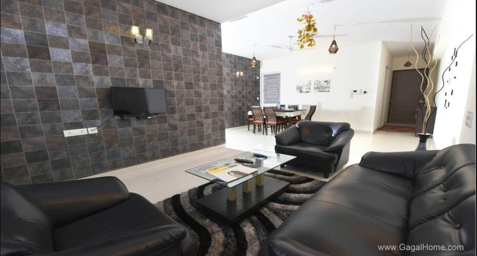 2 Bedroom Service Apartment In Borivali East, Mumbai 3