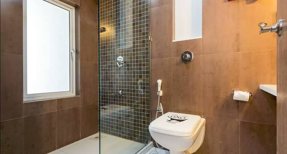 Corporate Suite ( 3 bedroom) apartment, Mumbai 5