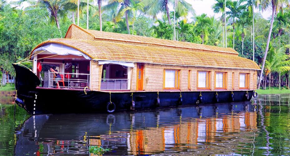 Cathey Pacific Cruise, Alleppey 2