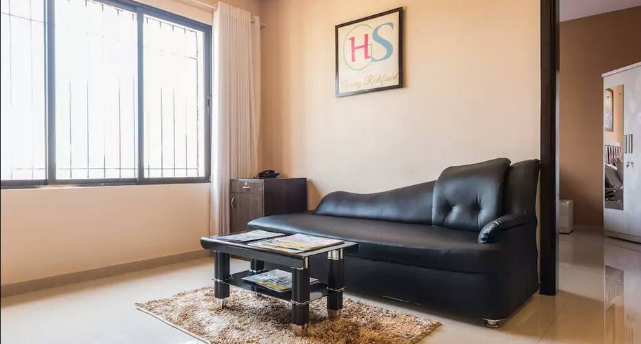 2 Bedroom apartment in Goregaon east, Mumbai 5