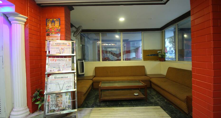 Hotel Poonam Palace, Ahmedabad 5