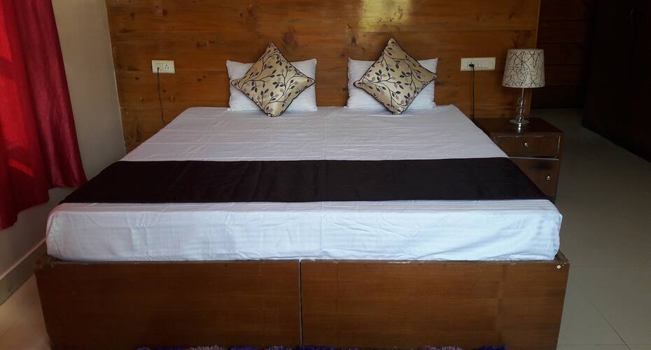 Manali Apple Valley Cottage, Manali 5
