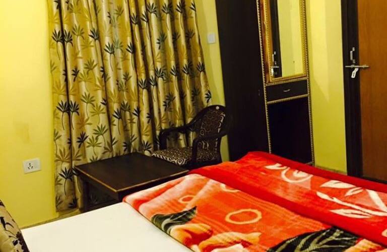 Hotel Aanvi Palace, Varanasi 3