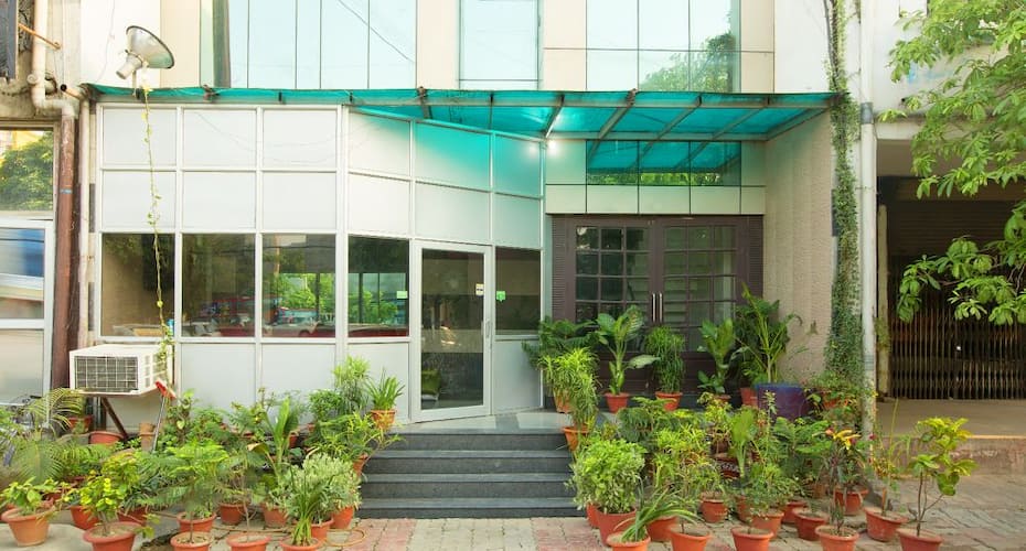 Hotel Stay Inn International, Lucknow 1