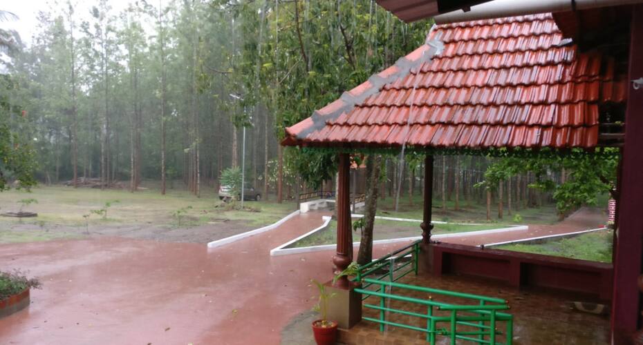 EKANTH HOLIDAY HOME, Madikeri 2