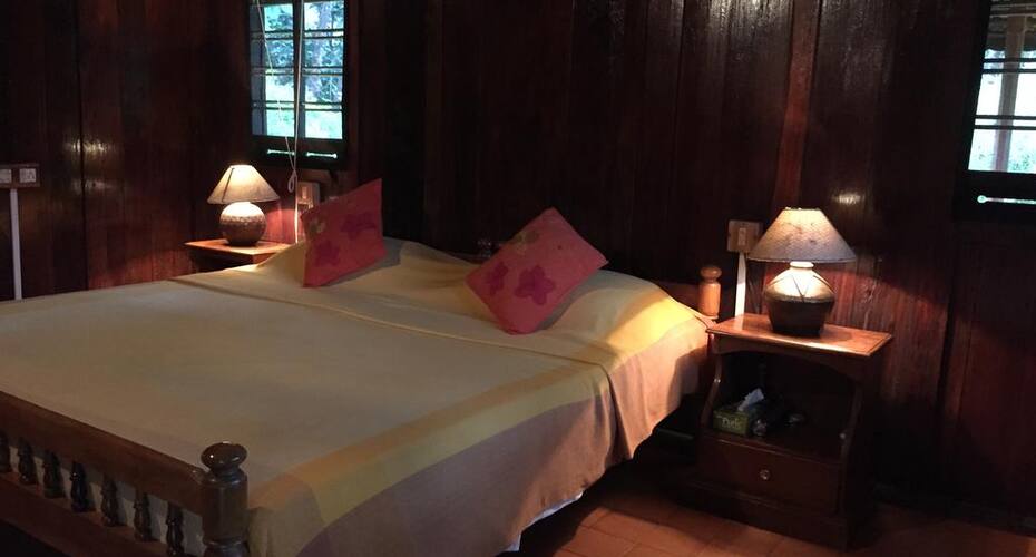 The Periyar River Lodge, Kochi 3