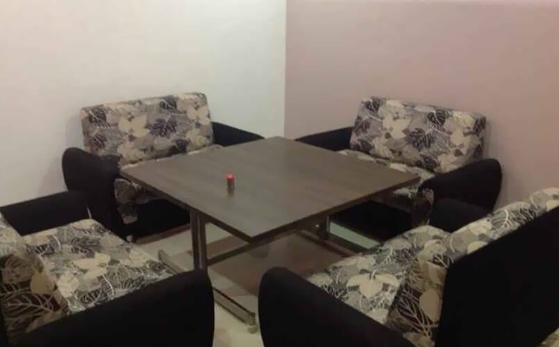 Hotel The Milan Executive, Beed 4