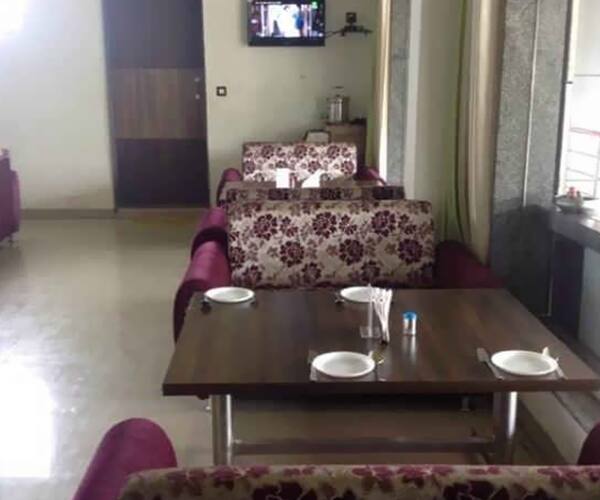 Hotel The Milan Executive, Beed 5