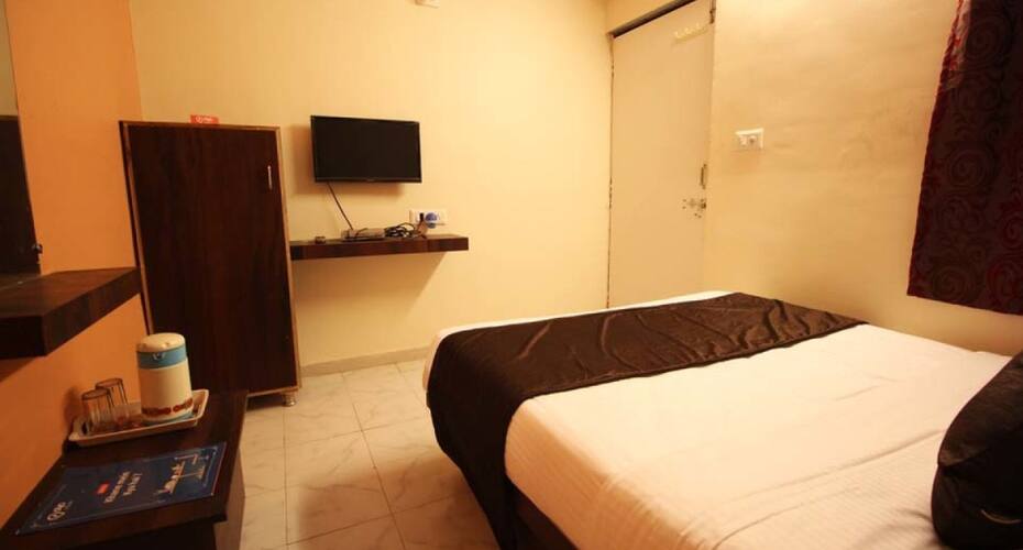Hotel Raj Palace, Ahmedabad 5