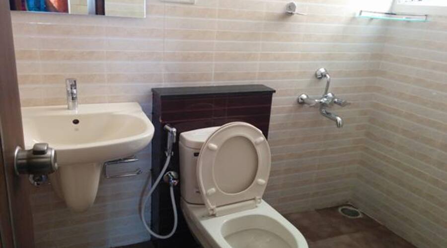 Roxel Inn-G R Residency, Bangalore 5