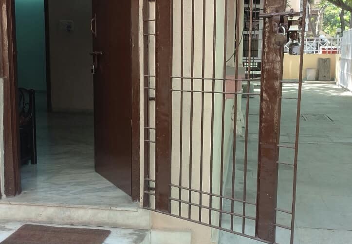 HomeStay in licensed bungalow in Chembur Mumbai, Mumbai 3