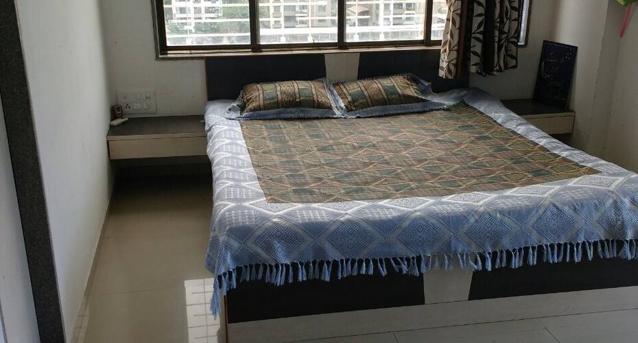Perfect Place for Travellers, Surat 1