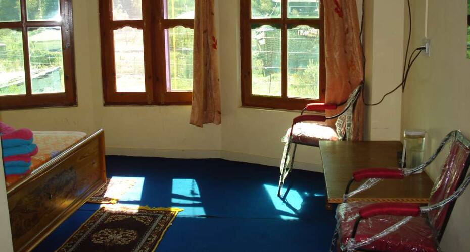 Hotel Sagarika, Sarahan 2