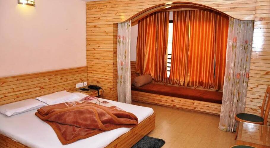 Shimla Holiday Inn, Shimla 4