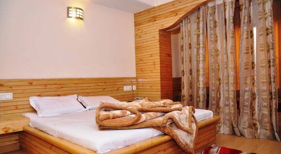 Shimla Holiday Inn, Shimla 5
