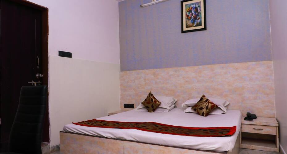 Akshat Niwas, Udaipur 4