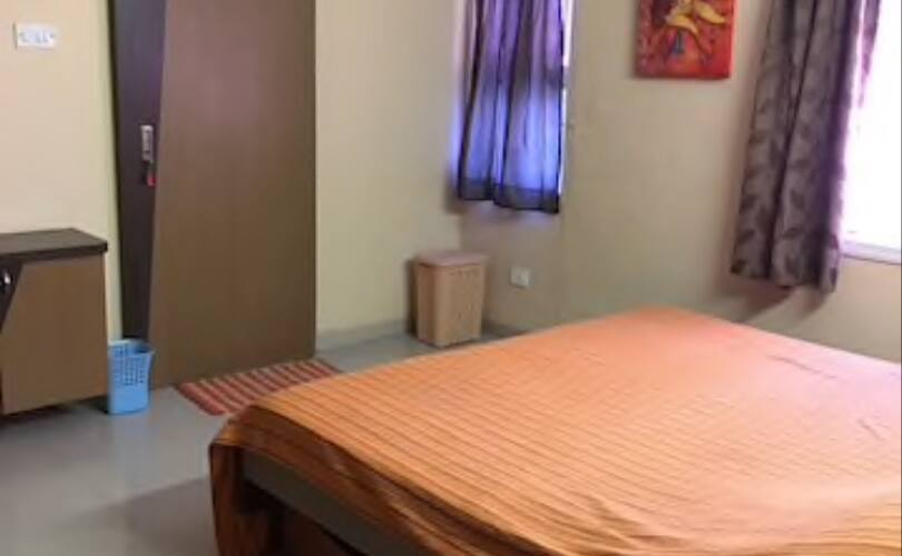 Private room En-suite bathroom Central location, Chennai 4