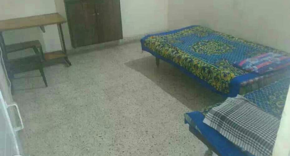 Mens Real Home Stay & Pg, Ahmedabad 4