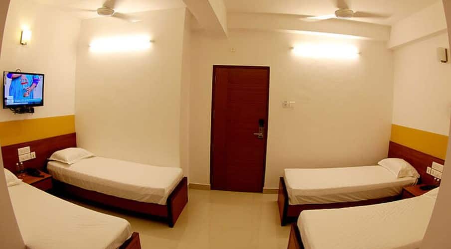 Roop Mahal Premier Inn, Thiruvananthapuram 4