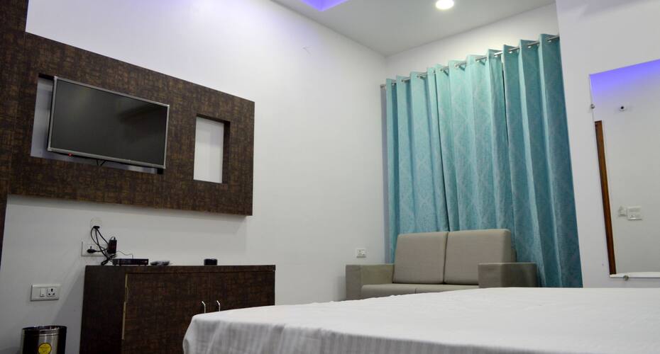 Hotel Taru Inn, Ghaziabad 5