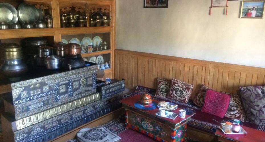 Solpon Guest House, Leh 4