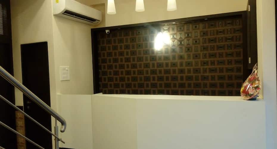Hotel Avenue, Mumbai 4