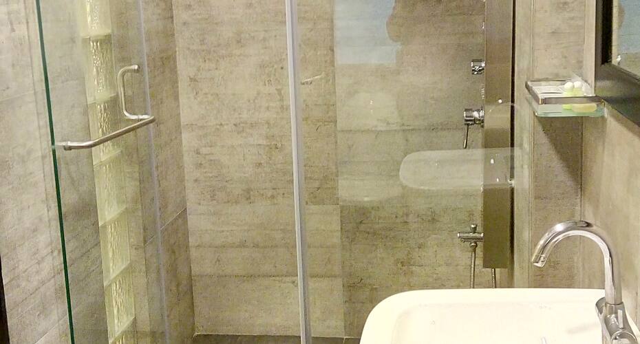 Suite room ( Stay in Bandra west), Mumbai 5