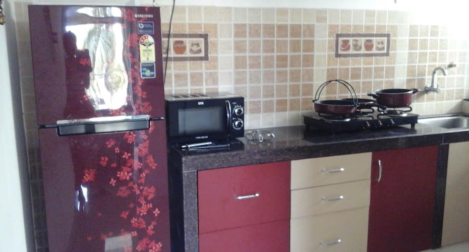 BEAUTIFUL 1 BHK APARTMENT IN SUN N SAND COMPLEX, CANDOLIM, NORTH GOA, Goa 5