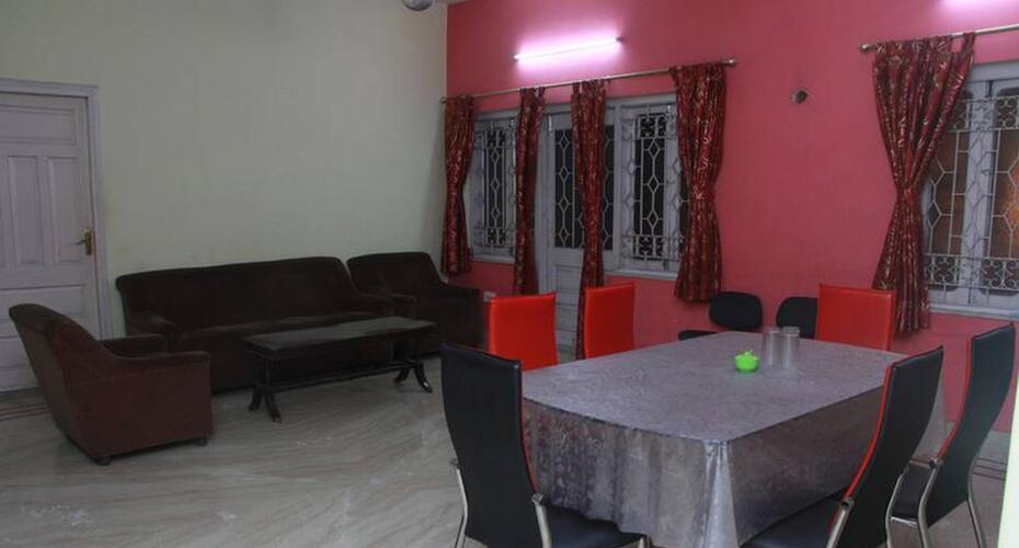 Falcon Guest House, Kolkata 3