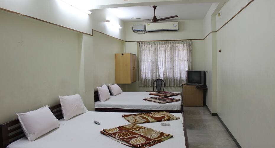 HOTEL LIVINN, Erode 5