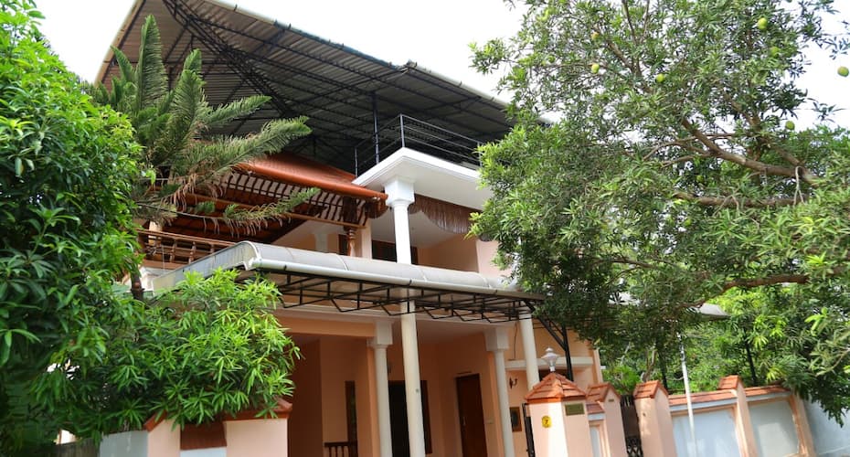 Cochin - 5 BHK Posh Villa For Daily Rent, Kochi 2