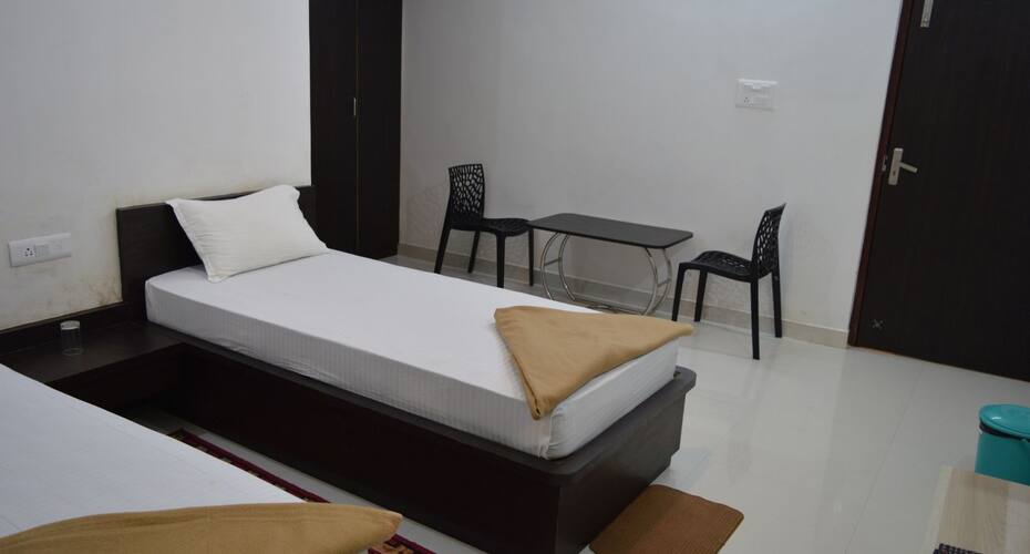 Hotel Nagina Palace, Bodhgaya 5