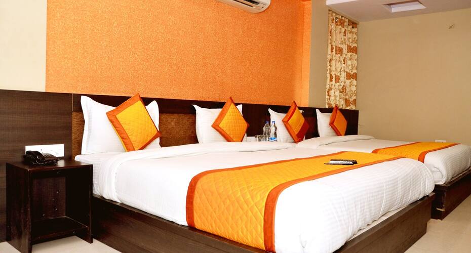Zingo Hotel Regal INN, Agra 4